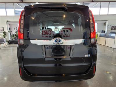 2014 Toyota Noah - Thumbnail