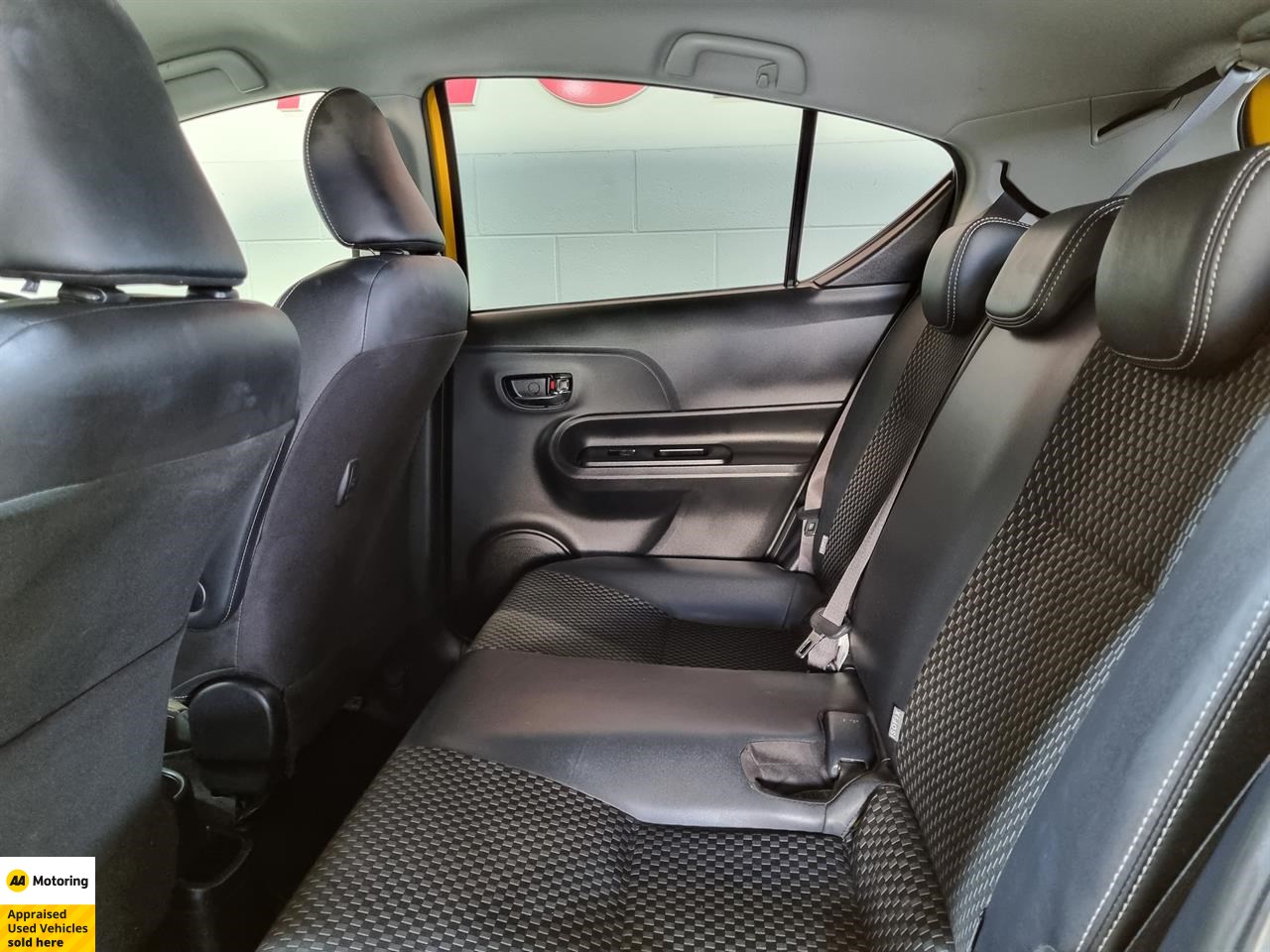 2017 Toyota Aqua