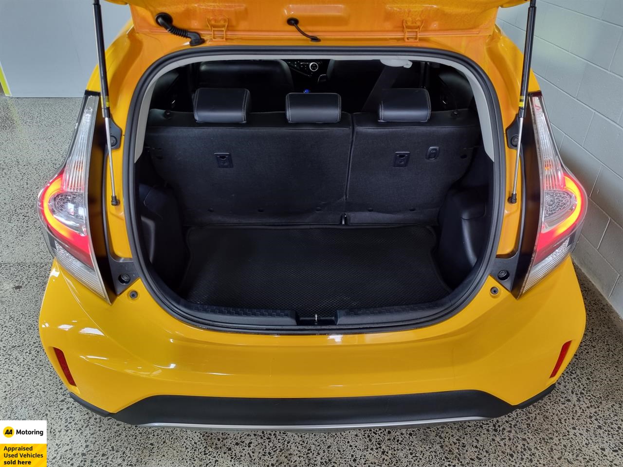 2017 Toyota Aqua