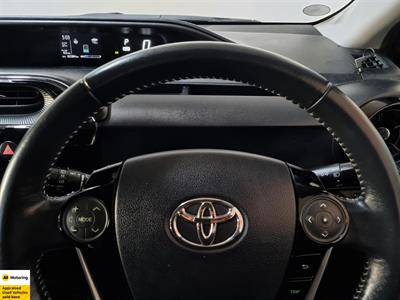 2017 Toyota Aqua - Thumbnail