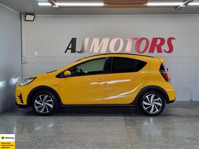 2017 Toyota Aqua - Thumbnail