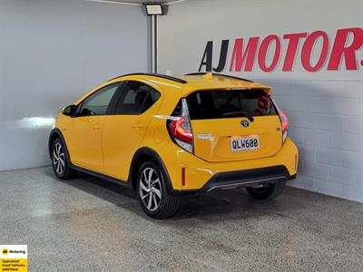 2017 Toyota Aqua - Thumbnail