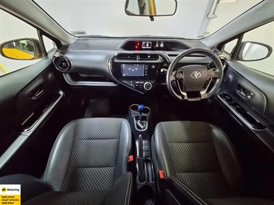 2017 Toyota Aqua - Thumbnail