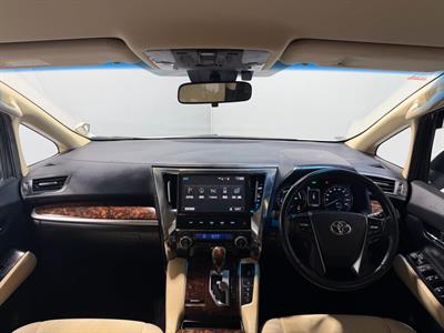 2018 Toyota Vellfire - Thumbnail