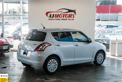 2013 Suzuki Swift - Thumbnail