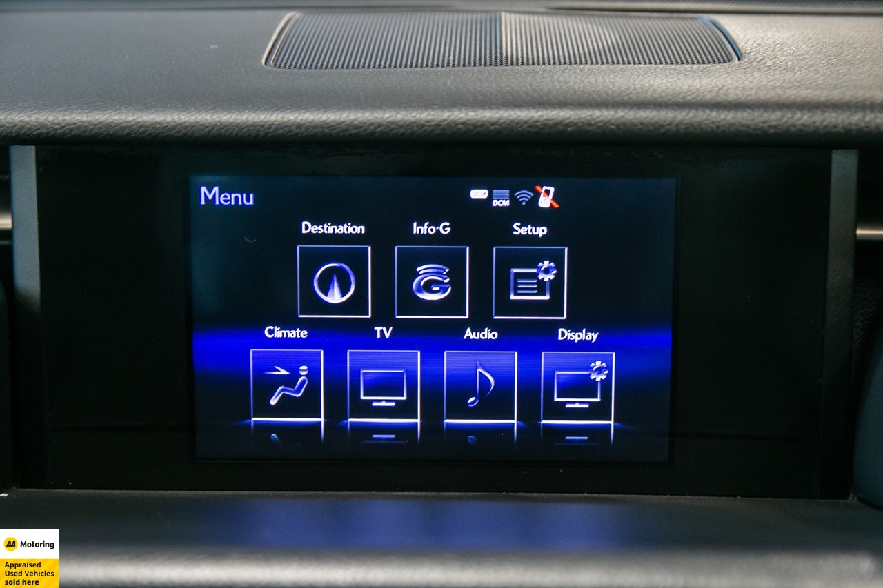 2013 Lexus IS 300h
