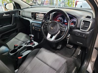 2021 Kia Sportage - Thumbnail