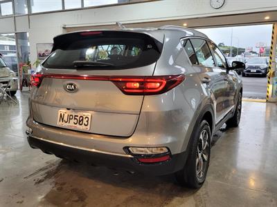 2021 Kia Sportage - Thumbnail
