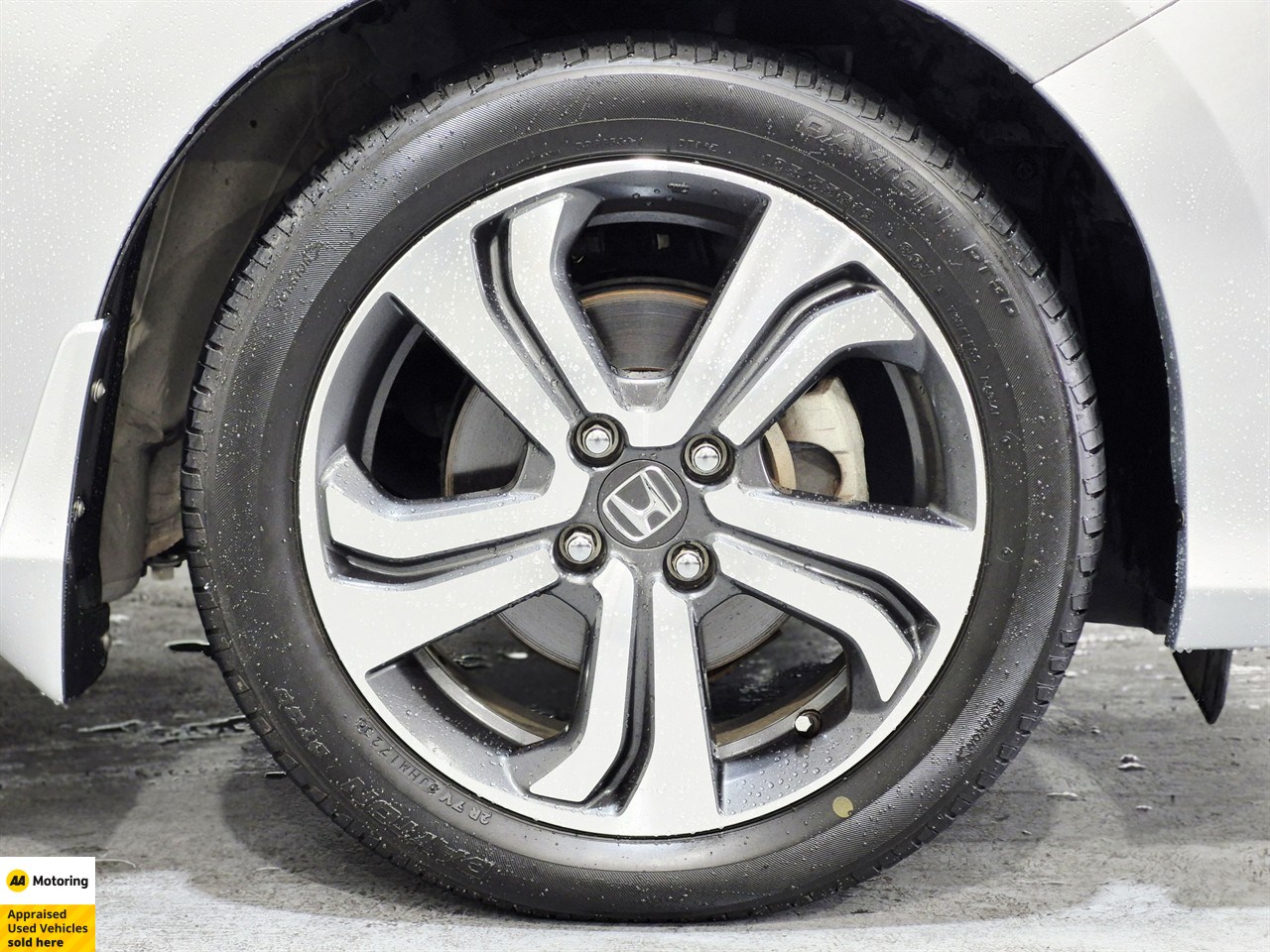 2015 Honda GRACE