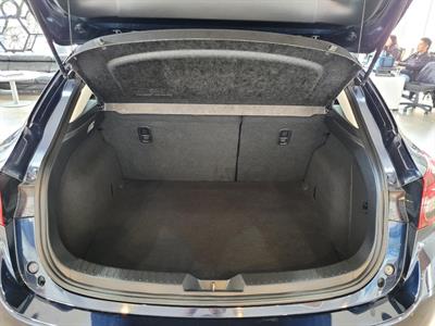 2014 Mazda Axela - Thumbnail