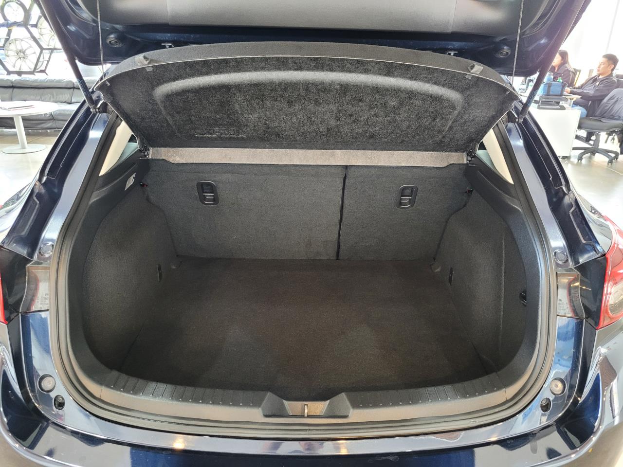 2014 Mazda Axela