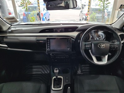 2023 Toyota Hilux - Thumbnail