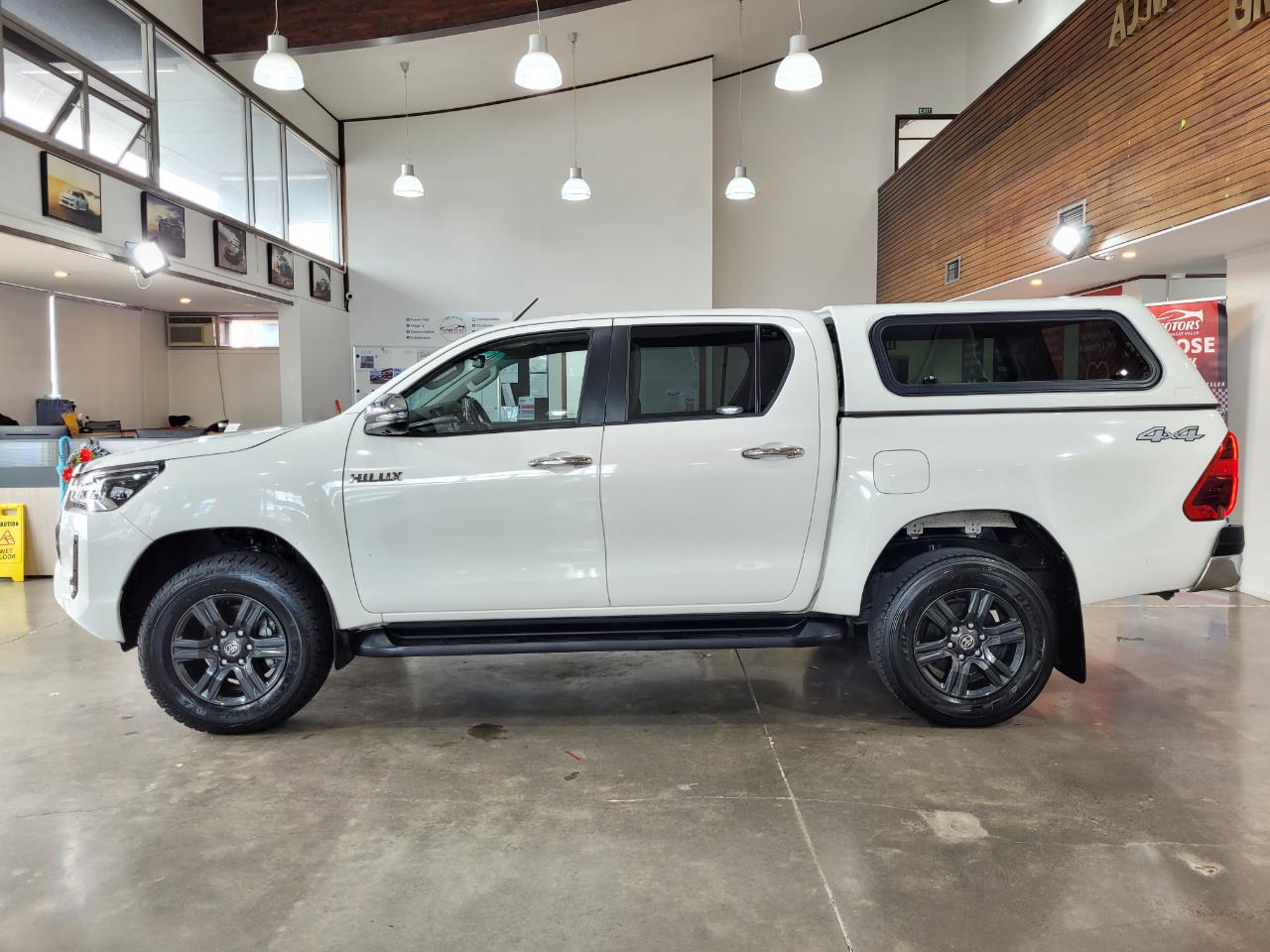 2023 Toyota Hilux