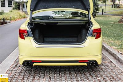 2015 Toyota Mark-X - Thumbnail