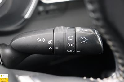 2022 Toyota Highlander - Thumbnail