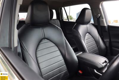 2022 Toyota Highlander - Thumbnail