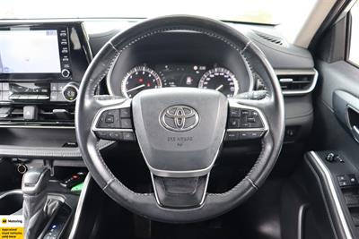 2022 Toyota Highlander - Thumbnail