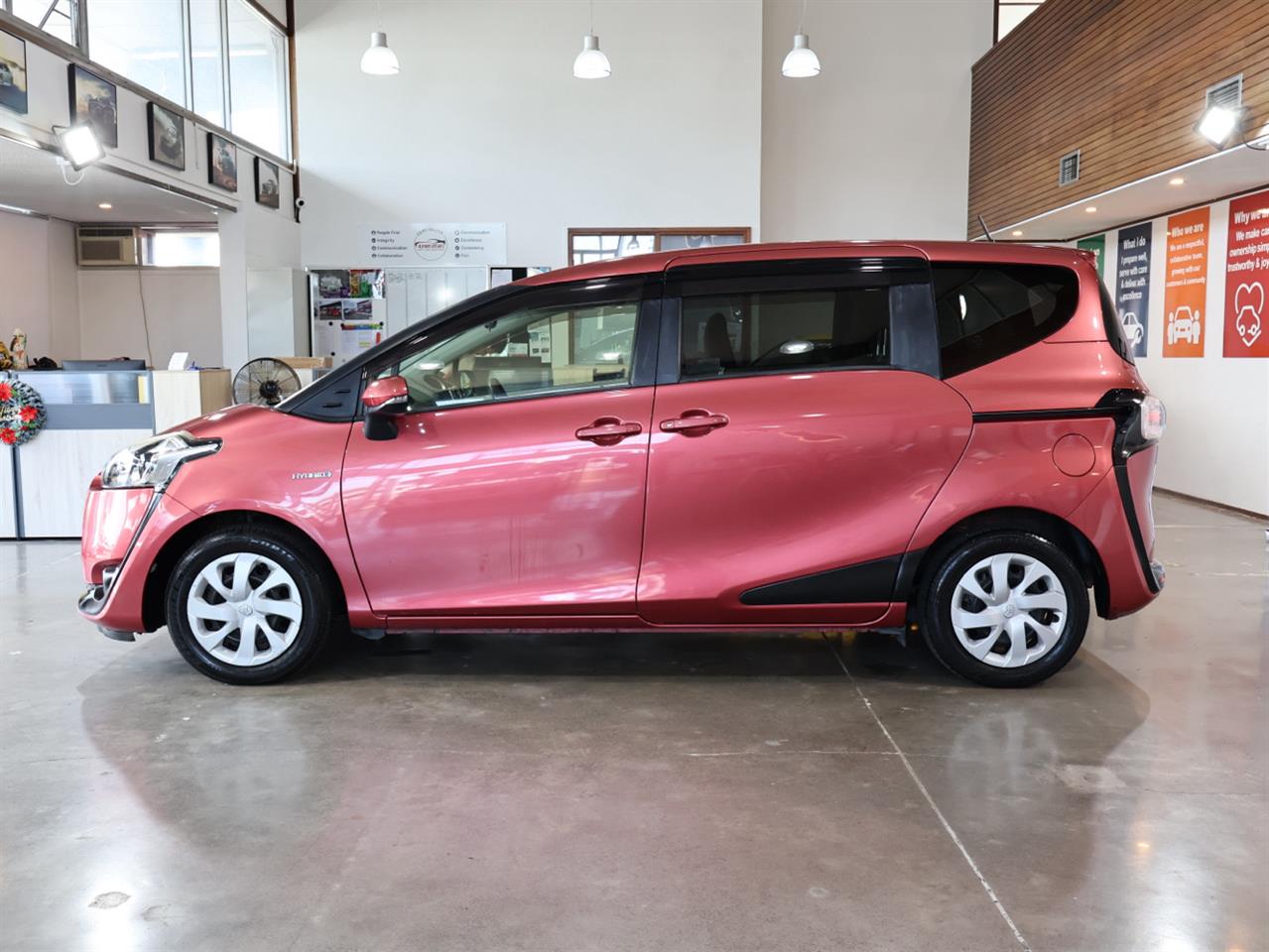 2016 Toyota Sienta