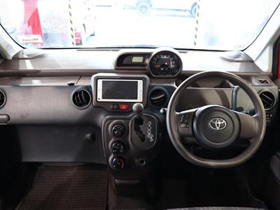 2014 Toyota Spade - Thumbnail