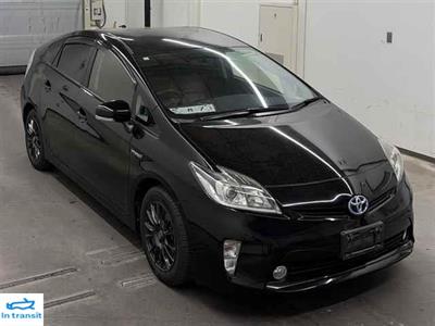2015 Toyota Prius - Thumbnail