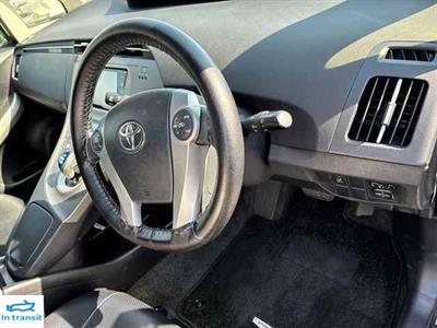 2015 Toyota Prius - Thumbnail