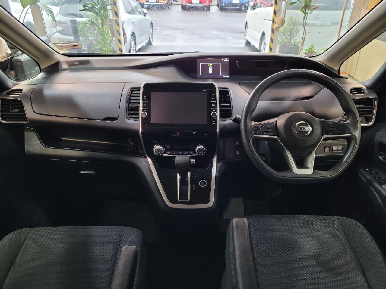 2017 Nissan Serena