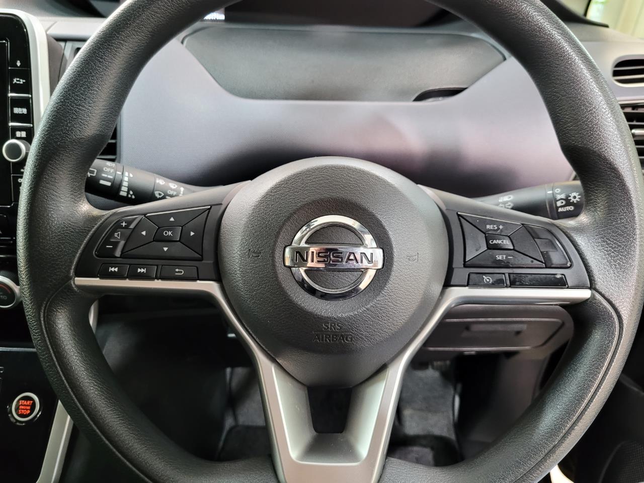 2017 Nissan Serena