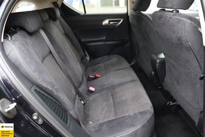 2014 Lexus CT200H - Thumbnail
