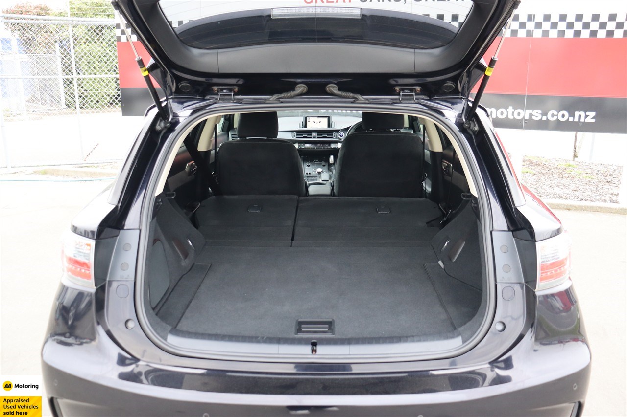 2014 Lexus CT200H