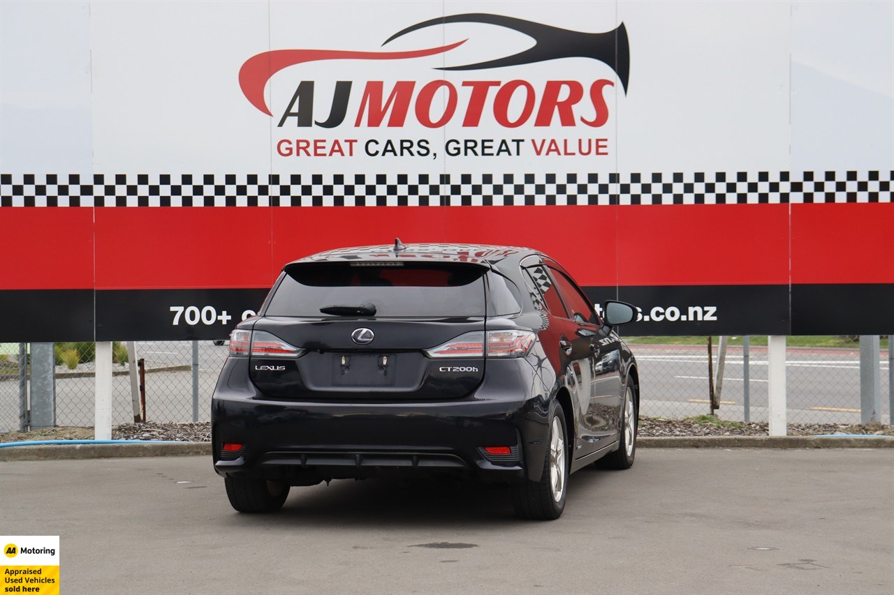 2014 Lexus CT200H