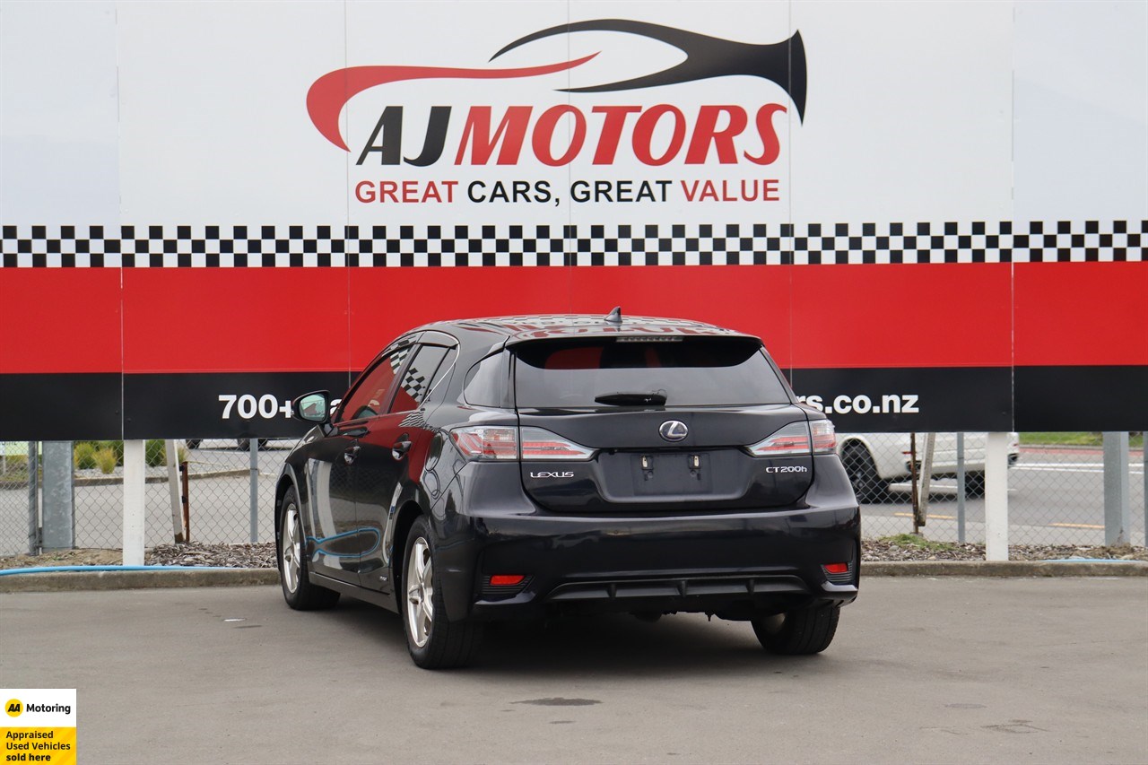 2014 Lexus CT200H