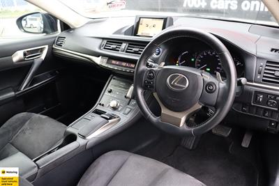 2014 Lexus CT200H - Thumbnail