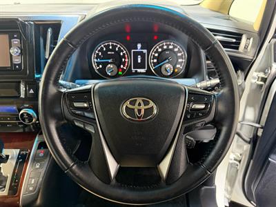2016 Toyota Alphard - Thumbnail