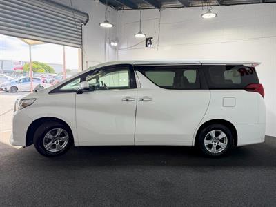 2016 Toyota Alphard - Thumbnail