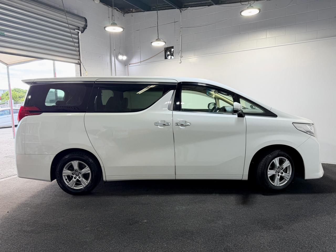 2016 Toyota Alphard