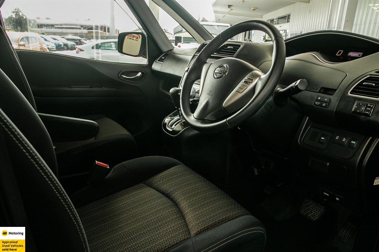 2015 Nissan Serena