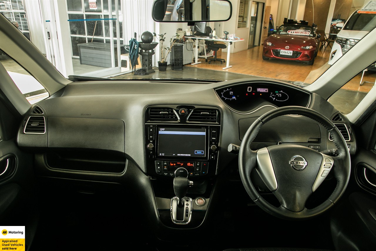 2015 Nissan Serena