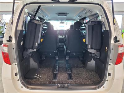 2014 Toyota Alphard - Thumbnail