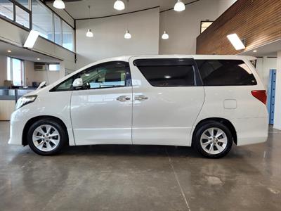 2014 Toyota Alphard - Thumbnail