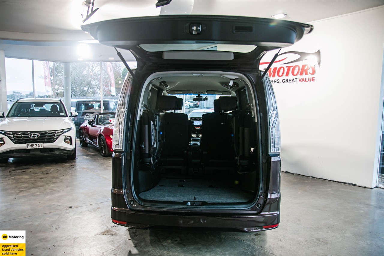 2016 Nissan Serena
