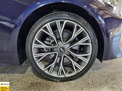 2018 Kia Stinger - Thumbnail