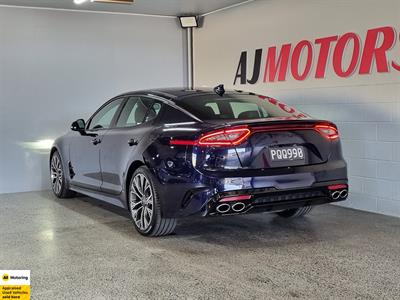 2018 Kia Stinger - Thumbnail