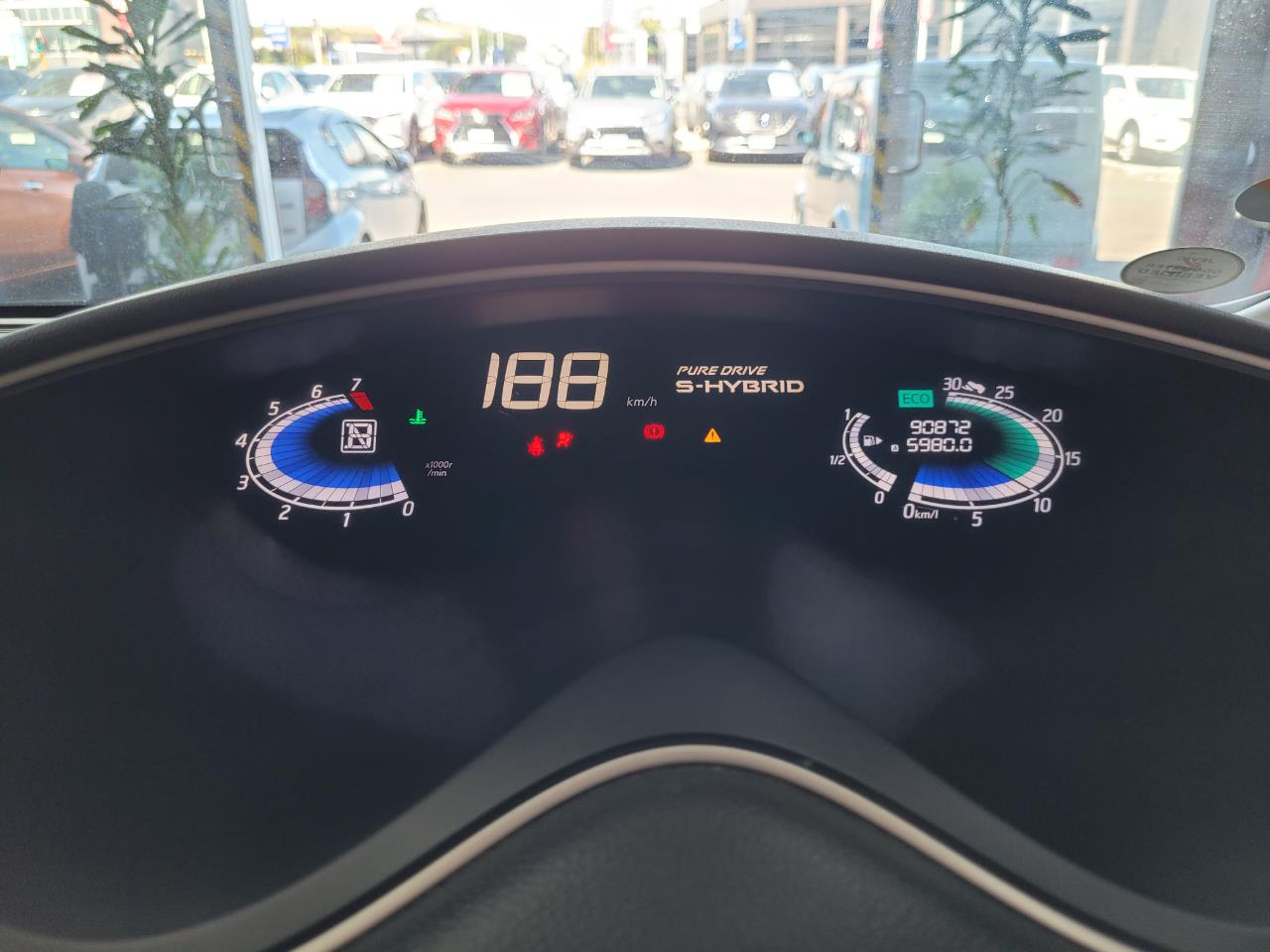 2013 Nissan Serena