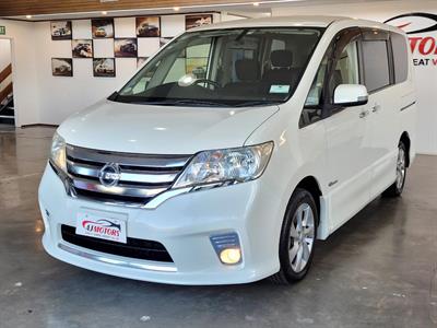 2013 Nissan Serena - Thumbnail