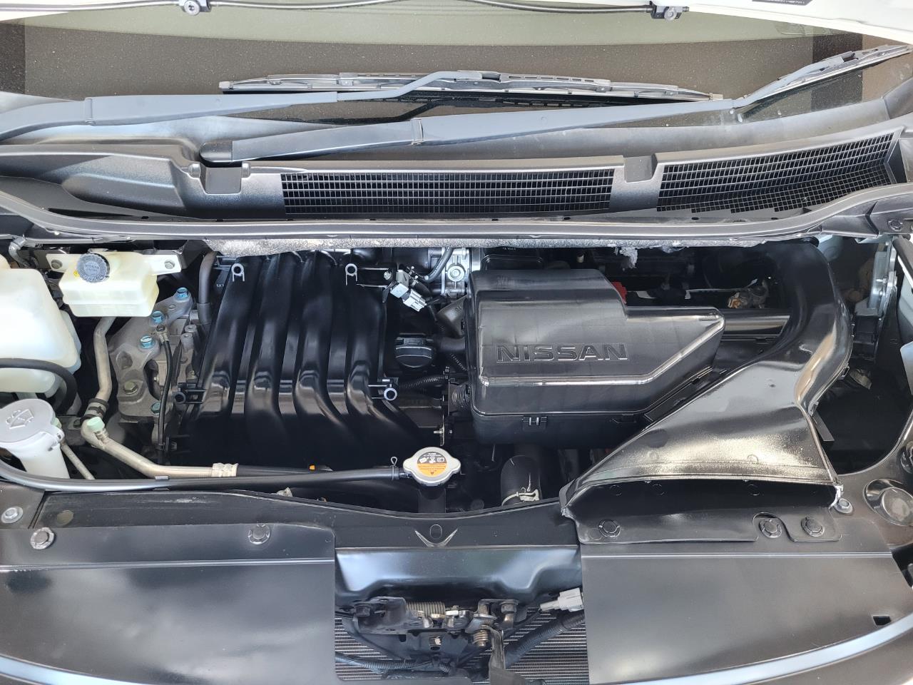 2013 Nissan Serena