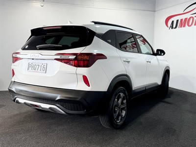 2022 Kia Seltos - Thumbnail