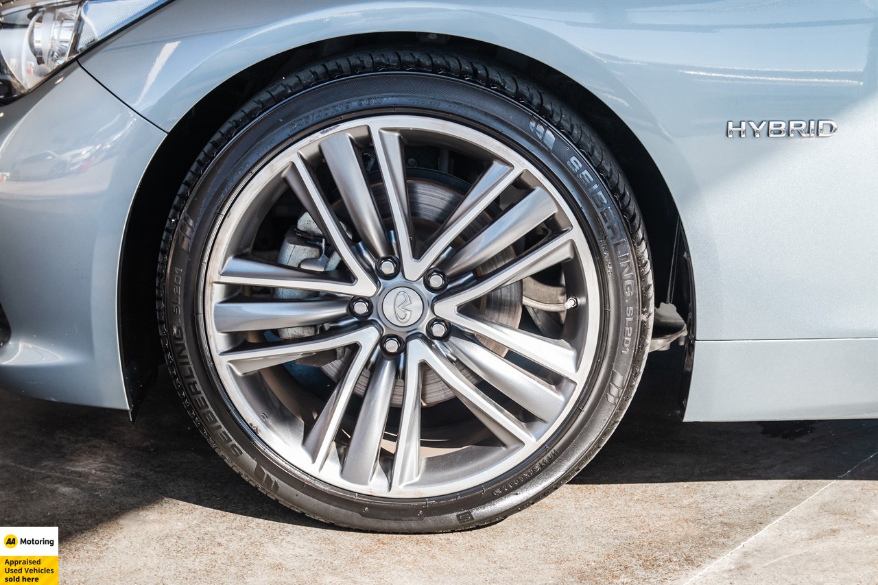 2014 Nissan Skyline