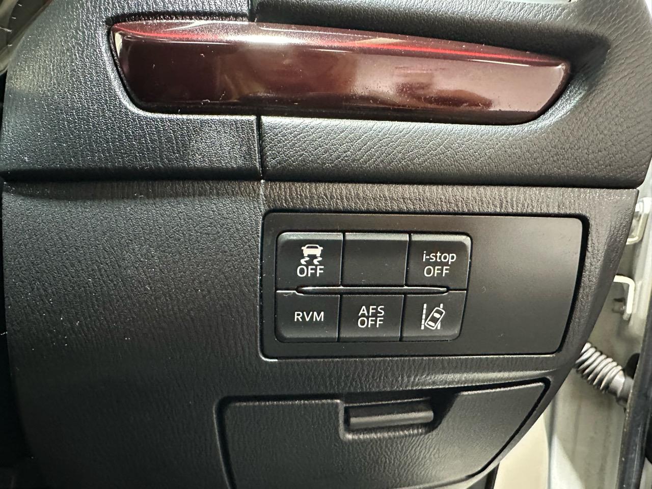 2013 Mazda Atenza