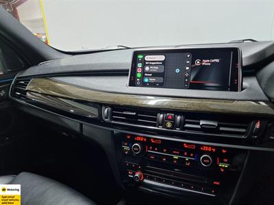 2017 BMW X5 - Thumbnail