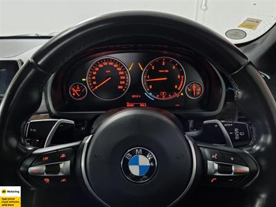 2017 BMW X5 - Thumbnail